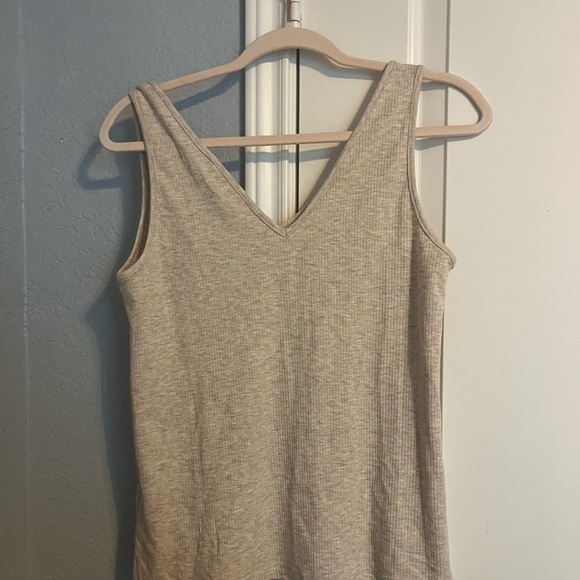 CJLA Ribbed V-Neck Tank - Picture 2 of 4
